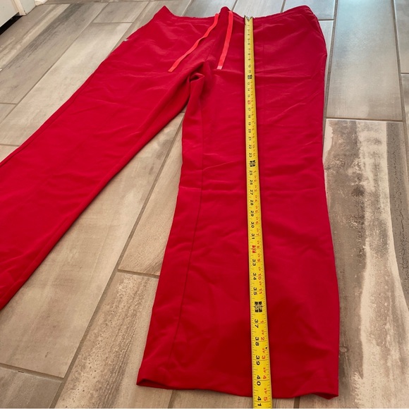 NWT Figs Lemarie Slim Flare Scrub Pants W22SW2004 Red Women’s 2XL *Discontinued - Picture 8 of 15